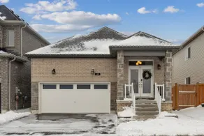 The Simcoe Stay | Luxury Home in Barrie - Image 3