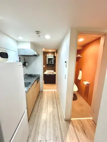 Minimalistic dwelling for after game Baseball Fans - Image 2