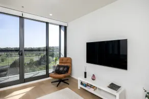 Scenic Views of Black Mountain + Gym, Pool and Spa - Image 2