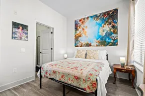 The Victorian Rose | 2 Bed Studio | Prime Location - Image 4
