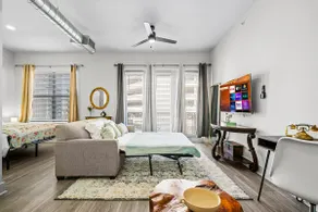 The Victorian Rose | 2 Bed Studio | Prime Location - Image 5