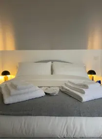 Naviglio Suite Elegant Stay M4 Design Week - Image 2