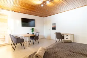 Bright, central 4-room apartment about 90 m² - Image 3