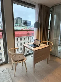 New top floor apartment in city center - Image 2