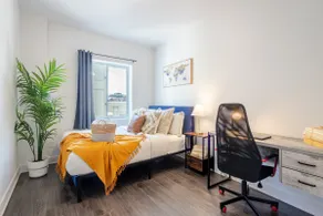 Wonderful 4 BR Home in the heart of Downtown - Image 3