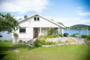 Sea view and idyll in charming island cabin - Image 2