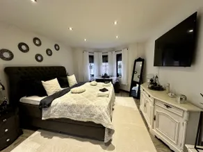 Elegant Escape with sauna - Image 5