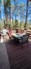 Little Red Rooster Cabin - Image 2