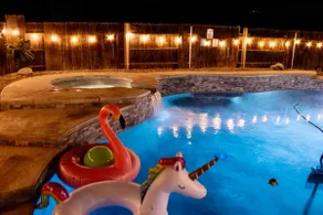 Modern Oasis 5BD/2BA With Pool & HotTub. - Image 3