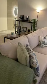 Quiet, comfortable, and modern hostel with a room and a lounge - Image 5