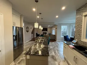 Executive Home Byron area - Image 3