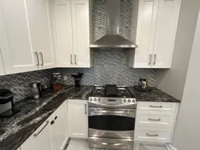 Executive Home Byron area - Image 4
