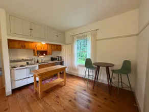 The Cottage at Huguenot Springs - Image 2