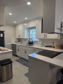 Modern Farmhouse Near Winston-Salem - Image 2
