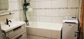 Small independent 2-room apartment in detached house. - Image 4