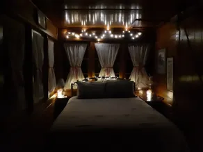 Cozy Lakefront Cabin w/ Fireplace/Open All Year - Image 4