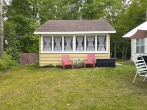 Cozy Lakefront Cabin w/ Fireplace/Open All Year - Image 2