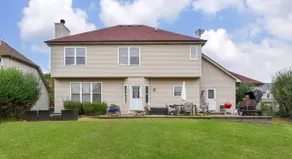 Serene 5-Bedroom Retreat, Oswego - Image 2