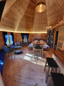 unusual treehouse - Image 4