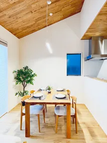 Private Wood Villa for 6｜Parking｜Akikawa Koshi 11 - Image 3