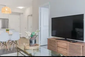 Condo in the Heartof Mississauga - Image 5