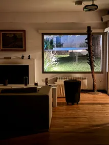 A house to enjoy comfortably with friends. - Image 2