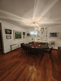 A house to enjoy comfortably with friends. - Image 5