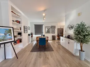 Awesome Downtown Dayton Townhome w/ private garage - Image 3