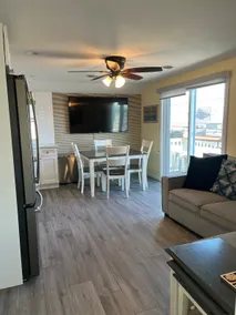 LBI getaway 2BR w/ balcony – Walk to the Beach! - Image 5