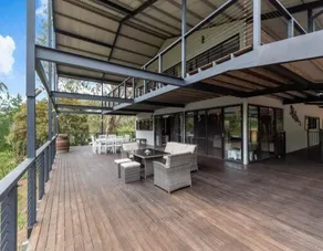 Luxury House, Tranquil & Spacious - Image 3