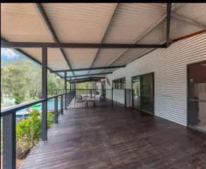 Luxury House, Tranquil & Spacious - Image 4