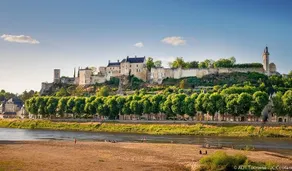 Charming house on the Quai de la Loire - Image 4