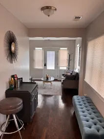 Big Tiny House by Metra to Chicago pet friendly! - Image 4