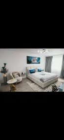 ExclusivEstOne - Image 2