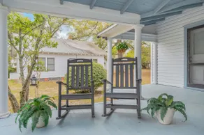 Spacious Home in Historic DeFuniak- 35 min to 30A! - Image 4