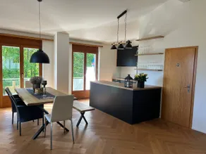 Penthouse with wine yard view - Image 5