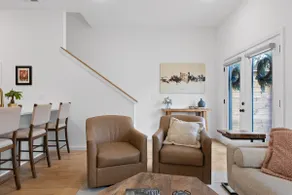 Cameron Outpost, A Modern townhouse - Image 2