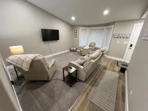 Complete Remodel - 3 Bedroom - Image 3