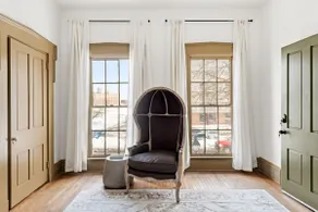 Riverfront Downtown Retreat - Image 5