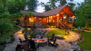 Designer Cabin • MTN Views • Hot-Tub • Mins to DT - Image 5
