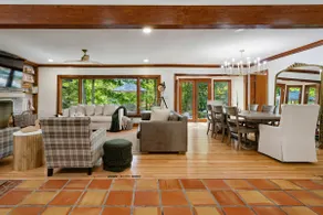 Luxury Lakeside Estate • Pool & Fire Pit•5BR/5BA - Image 4