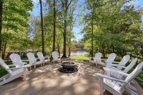 Luxury Lakeside Estate • Pool & Fire Pit•5BR/5BA - Image 2