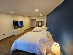 Private Suite 90 meters - Image 2