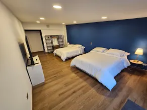 Private Suite 90 meters - Image 4