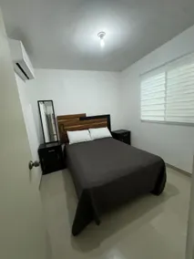 Beautiful house in a quiet area - Image 4