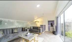 New Modern Stylish Villa Near City Centre Birmingham, with outdoor Hot Tub - Image 2
