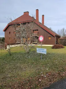 By Lake Doubs | Cozy 4-person apartment with terrace | Skiing & Nature - Image 4