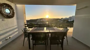Sunny 3-Bedroom Apartment - Image 2
