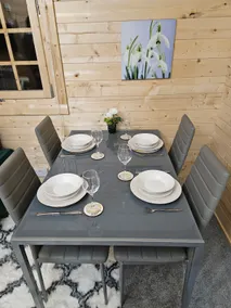 Cosy Cabin Retreat, 1–5 guests, 5 mins to Windsor - Image 3