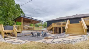 Castaway Lodge 1 minute from Bennett Spring - Image 3